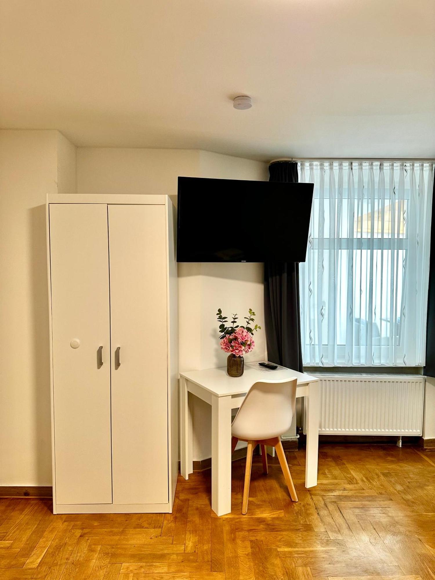 Stendaler Apartments Kamer foto